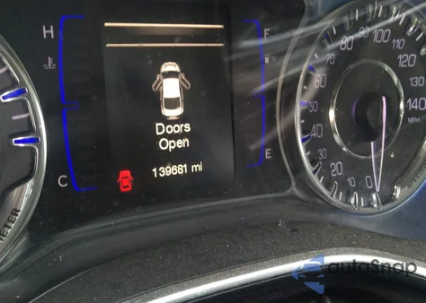 2015 Chrysler 200 Limited z USA, uszkodzony, nr VIN 1C3CCCAB2FN594886